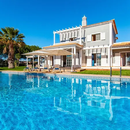 Peace By Algarve Vacation Villa Pêra