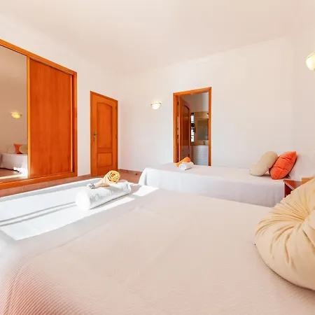 Peace By Algarve Vacation Villa *