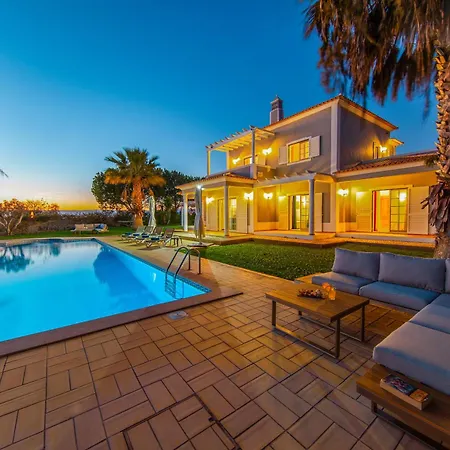 Peace By Algarve Vacation Pêra