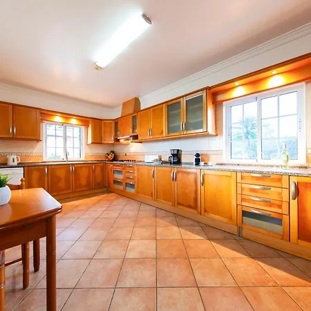 Peace By Algarve Vacation Pêra