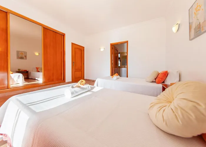 Peace By Algarve Vacation Villa *